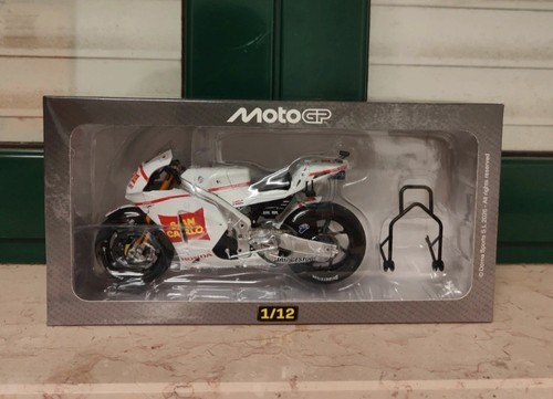 Motogp honda rc211v 2011 - motogp, 1:12